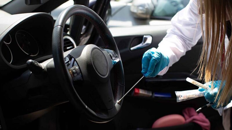 Những điểm nhiễm vi khuẩn nguy hiểm trên xe ô tô bạn chưa hay biết