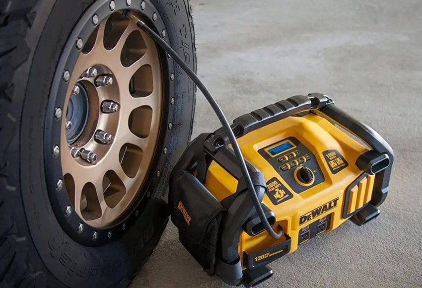 Cách chọn máy bơm lốp ô tô phù hợp