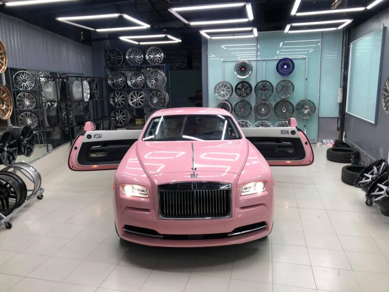 Tổng hợp các mẫu xe ô tô màu hồng tại Việt Nam