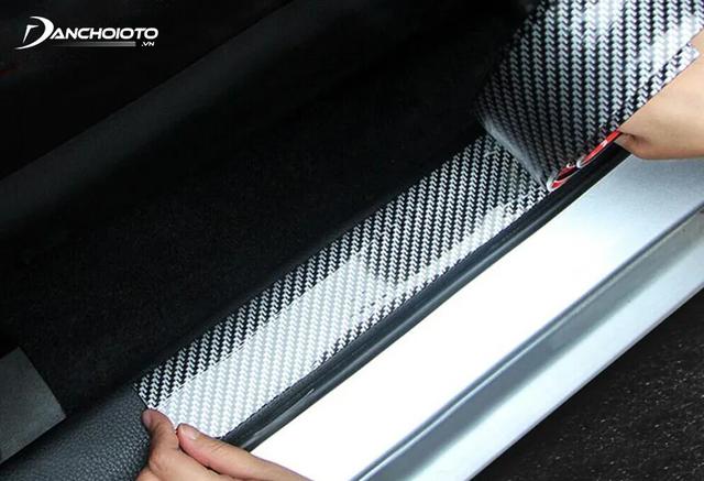 Mua nẹp bước chân, ốp bậc cửa xe ô tô: Kinh nghiệm và lưu ý cần biết