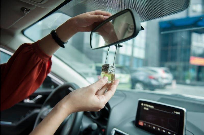Nước hoa treo xe ô tô