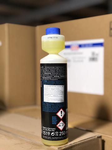 Nước rửa kính Liqui Moly Scheibenreiniger-Superkonzentrat và công dụng của nó
